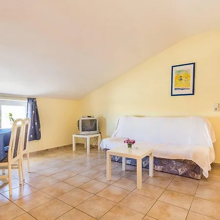 Zdenka Apartment